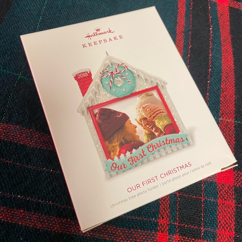 NIB 2018 Hallmark Keepsake Christmas Ornament “Our 1st Christmas” Photo Holder
